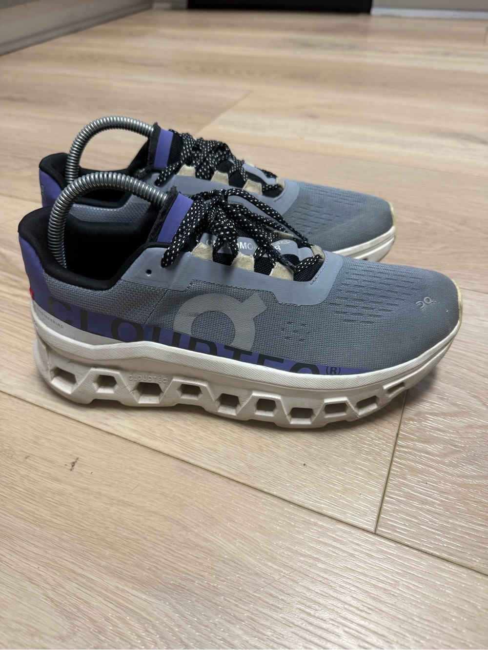 On Cloud Cloud Monster Mist Blueberry Womens Running Shoes Size 9